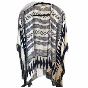 Janice Blue & White Lightweight Kimono